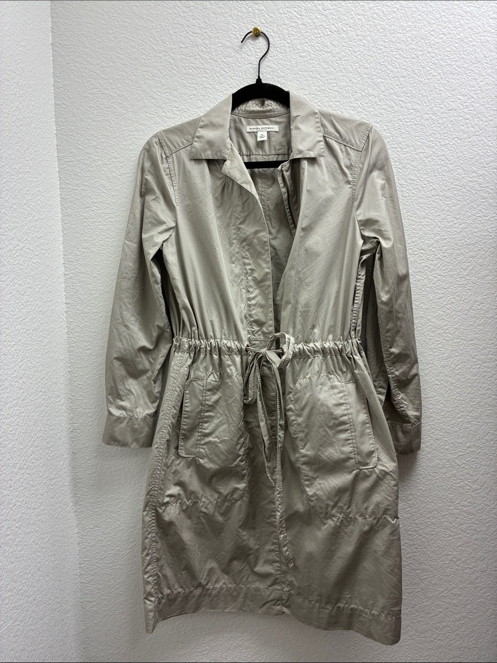 Banana Republic Long Sleeve Drawstring Trench dress- Light Taupe